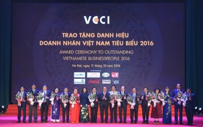 Royal Group tham dự Ngày hội vinh danh 100 Doanh nhân xuất sắc 2016